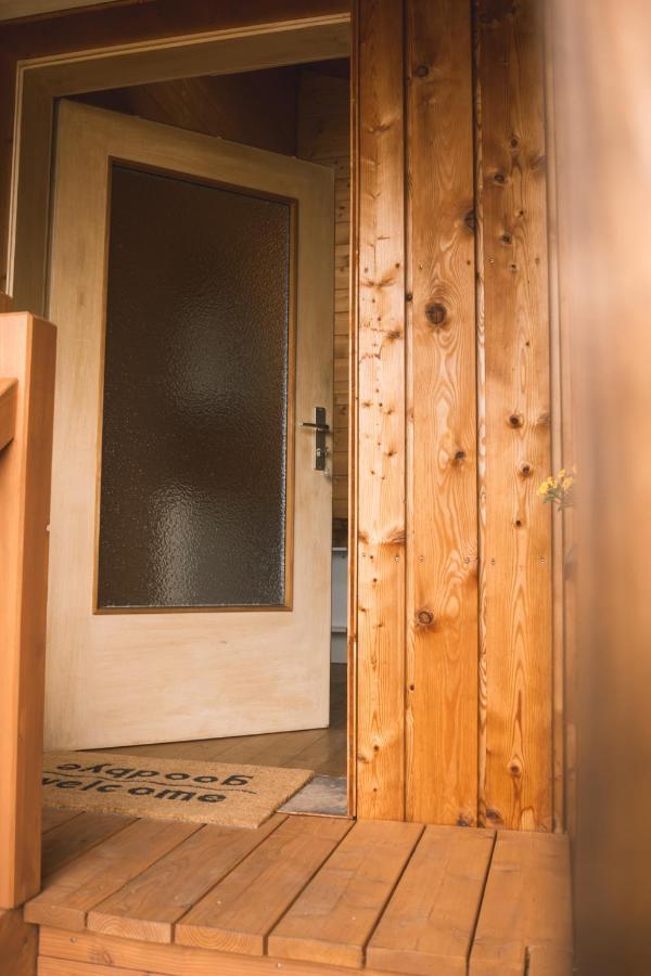 Vogtareuth Naturnahes Familienchalet Mit Garten - Wifi - Netflix - Nur 15 Minuten Vom Chiemsee Und 35 Minuten Von Muenchen Entfernt מראה חיצוני תמונה