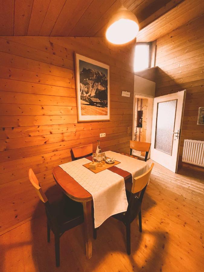 Vogtareuth Naturnahes Familienchalet Mit Garten - Wifi - Netflix - Nur 15 Minuten Vom Chiemsee Und 35 Minuten Von Muenchen Entfernt מראה חיצוני תמונה
