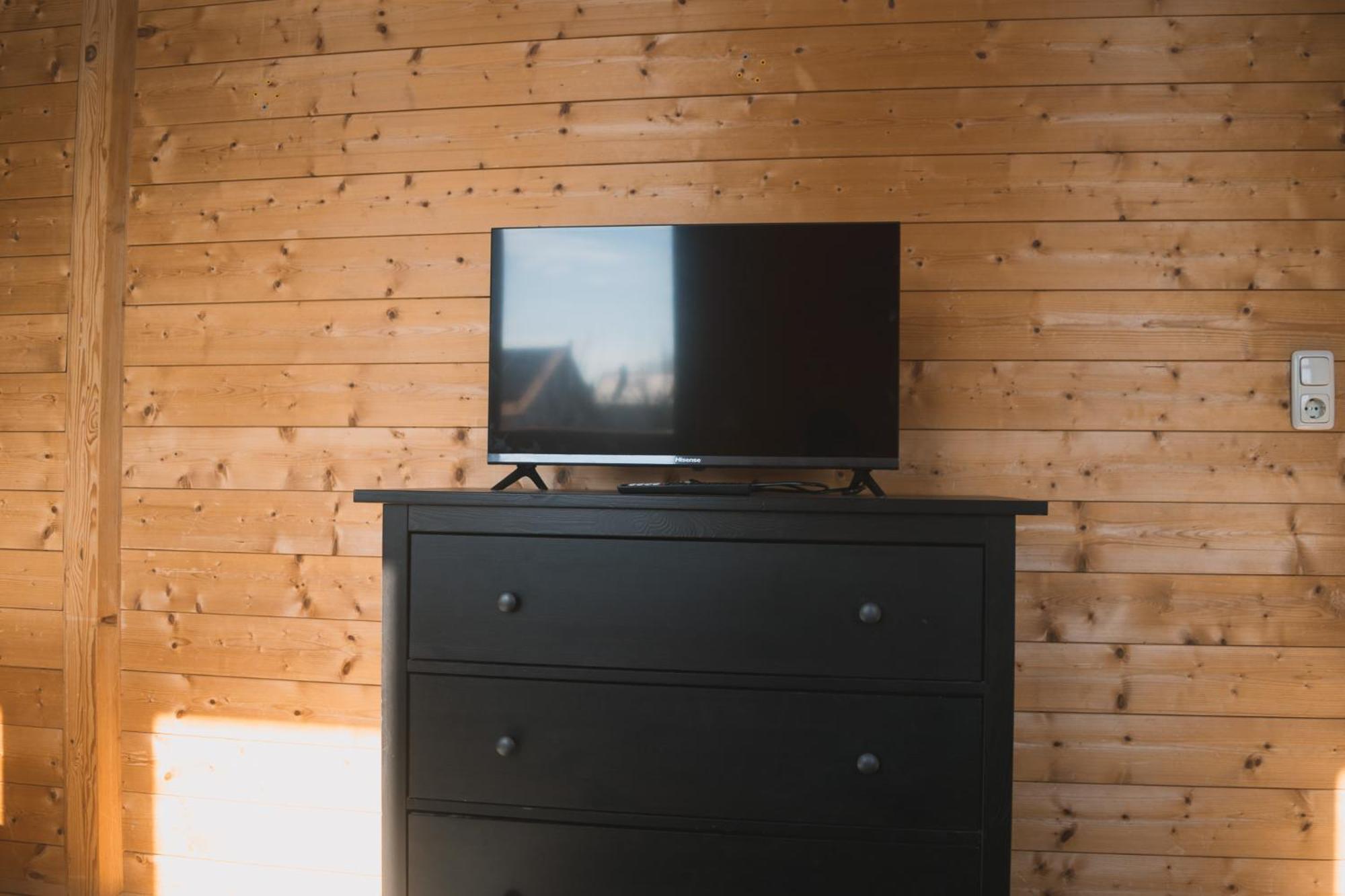 Vogtareuth Naturnahes Familienchalet Mit Garten - Wifi - Netflix - Nur 15 Minuten Vom Chiemsee Und 35 Minuten Von Muenchen Entfernt מראה חיצוני תמונה